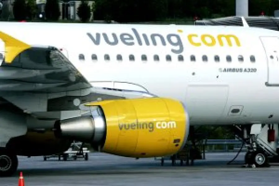 Nuovi collegamenti Genova-Barcellona con i voli aerei di Vueling. Offerta viaggio a Barcellona per l' Estate 2011