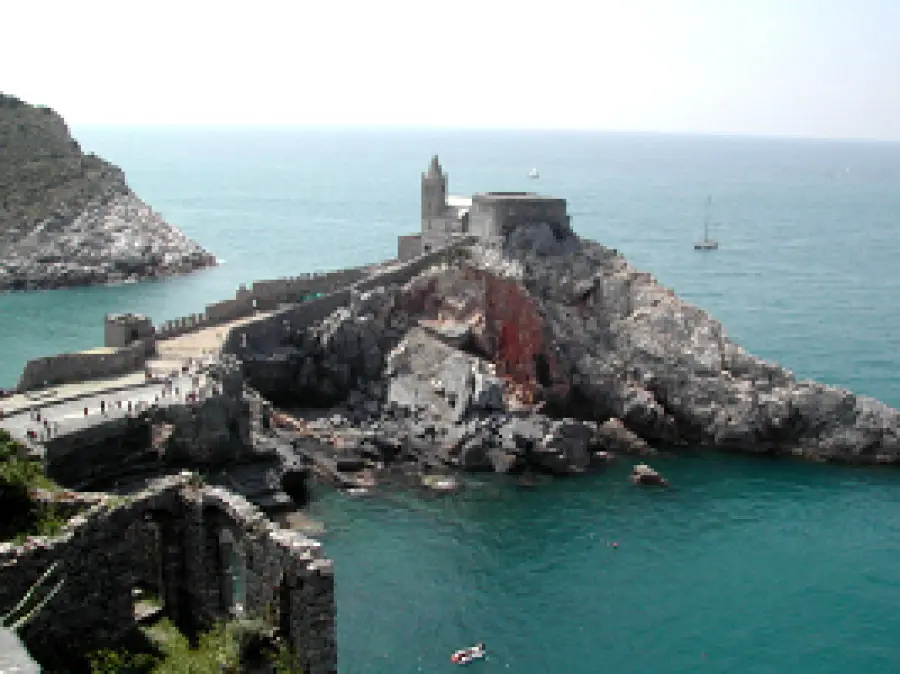 Vacanze in Liguria: immersioni subacquee a Portovenere (Cinque Terre). Isole di Palmaria, Tino e Tinetto 