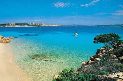 Vacanze in Sardegna Giugno 2011: offerta viaggio 7 notti a Costa Rei in Sardegna. Partenza l' 11 Giugno
