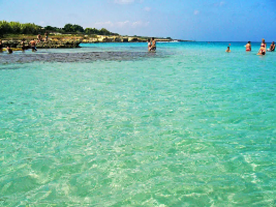 Vacanze 2011 in Puglia nel Salento: offerta viaggio 7 notti a Torre Rinalda. Dal 29 Maggio al 12 Giugno 2011