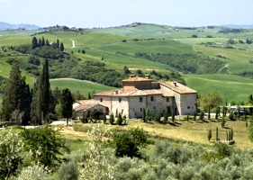 Cosa vedere in Toscana: itinerario di viaggio alle Crete Senesi (Siena-Toscana). Dove mangiare e dove dormire