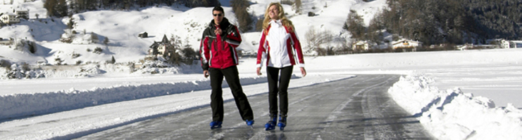 Settimana bianca sulla neve a Passo Resia (Bolzano-Trentino Alto Adige): sci e pattinaggio sul ghiaccio