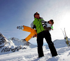 Vacanze in montagna sulla neve in Trentino Alto Adige: in Val Senales la stagione inizia ad Ottobre 2010 