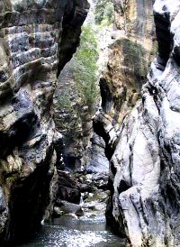 Itinerario di viaggio in Calabria al Parco del Pollino: da Civita (Cosenza) al canyon del Raganello