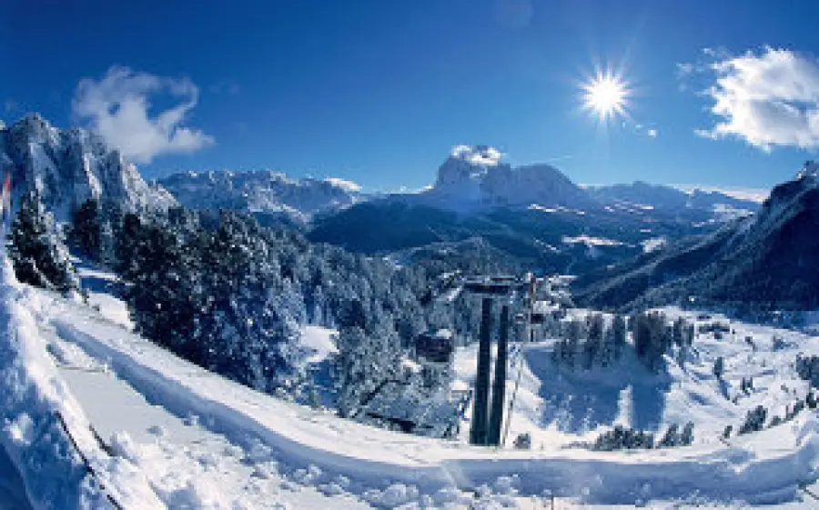 Vacanze sulla neve in Val Gardena (Dolomiti-Trentino Alto Adige): in Val Gardena in vacanza da  Dicembre