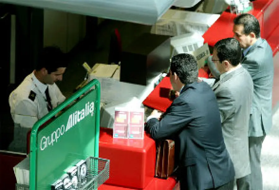 Orario scioperi aerei 19 e 20 Luglio 2010: sciopero Meridiana Fly, Sea Handling, Alitalia Cai, Air One