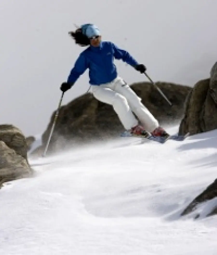 Offerte Viaggio Festa della Donna: l' 8 Marzo 2010 a Breuil-Cervinia Valtournenche in Valle d' Aosta