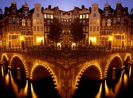 Offerte Viaggio Gennaio 2010: vacanze Epifania ad Amsterdam. Pacchetto viaggio di 4 o 5 giorni con Volo