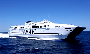 Con le navi Snav promozioni per l' autonoleggio Hertz. Collegamenti dall' Italia per Croazia, Sardegna, Sicilia