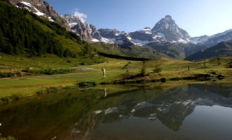 Vacanze Estate 2009 in Valle D' Aosta al Golf Club del Cervino: offerte viaggio Luglio-Agosto-Settembre 2009