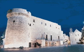 Vacanze in Puglia a Conversano (Bari). Itinerario viaggio in Puglia: Grotte di Castellana e trulli di Alberobello