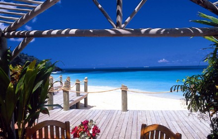 Caraibi-Antigua: vacanze sull' isola caraibica. Spiagge-Hotel