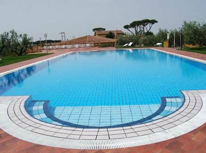 Lazio: agriturismo con piscina vicino Roma. La Meridiana Agriturismo Resort di Lanuvio