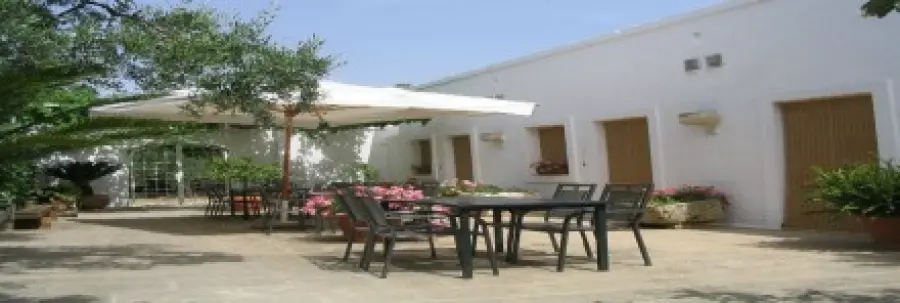 Puglia-Brindisi: agriturismo masseria Narducci. Escursioni al parco archeologico di Egnazia