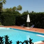 Puglia Salento-Vacanze a Taranto: agriturismo con piscina Masseria Popa a Massafra