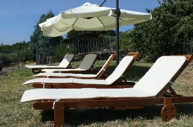 Sicilia-Catania: vacanze all' agriturismo Case Perrotta sull' Etna. Escursioni guidate