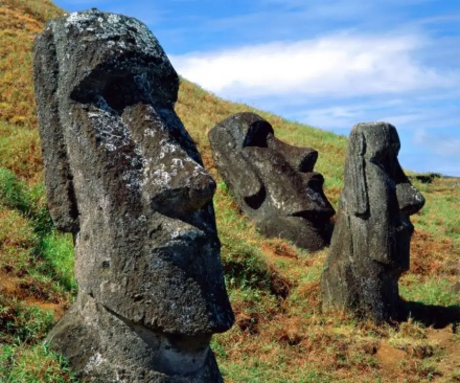 Sud America-Cile: viaggio all' Isola di Pasqua-Rapa Nui. Moai e hotel