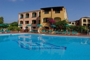 Sardegna-Offerte viaggio mare Giugno 2013: sette giorni a Cala Ginepro-Orosei (Nuoro)