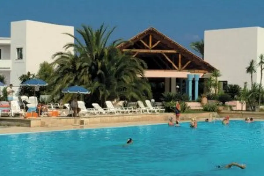 Offerte vacanze mare Giugno 2013: sette giorni a Marina di Nova Siri (Basilicata)