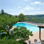 Umbria: vacanze benessere alla Fattoria di Vibio (Perugia). Sport, escursioni, centro benessere Spa