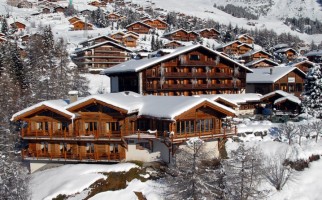 Svizzera: vacanze invernali a Verbier allo Chalet d' Adrien con piscina panoramica