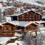 Svizzera: vacanze invernali a Verbier allo Chalet d' Adrien con piscina panoramica