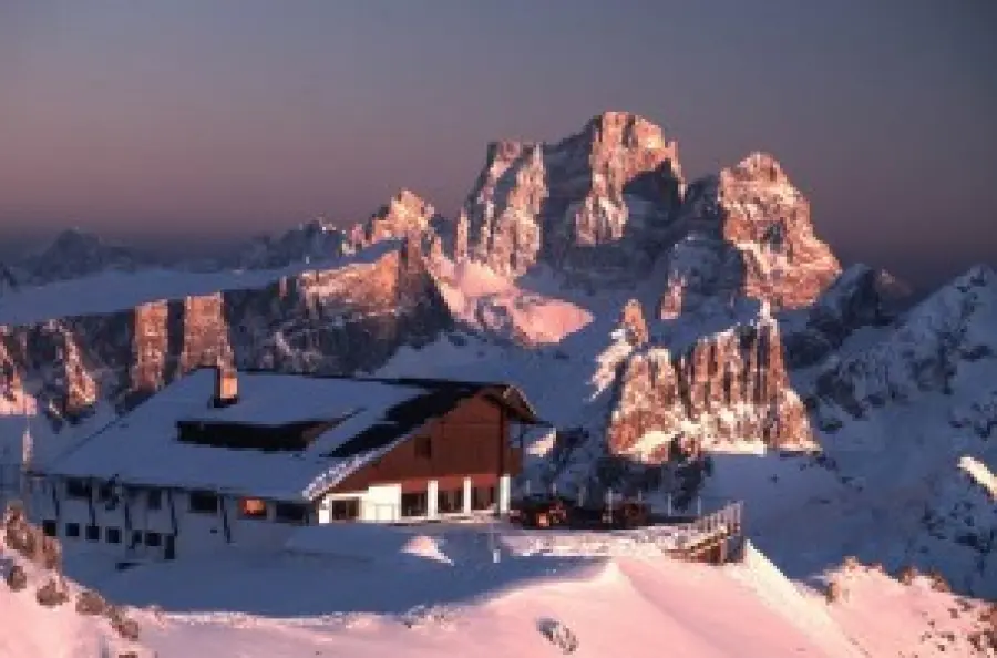 Dolomiti: vacanze al Rifugio Lagazuoi (Cortina d' Ampezzo-Belluno)