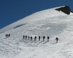 Vacanze invernali in Svizzera a Verbier: piste da sci, buona cucina, divertimento notturno