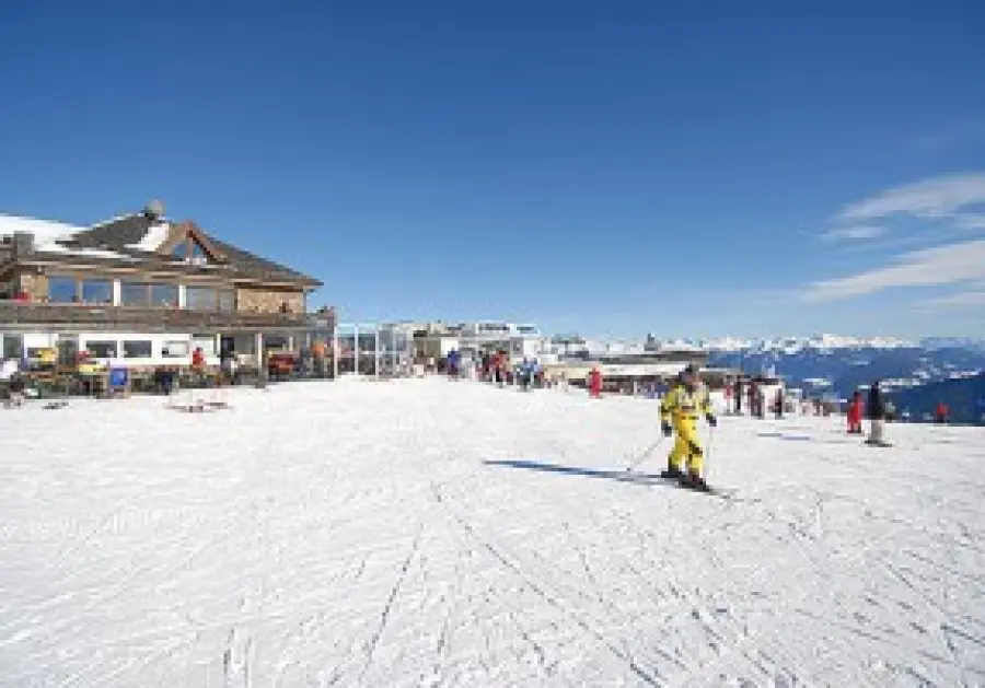 Vacanze Valdaora (Dolomiti): sciare al Plan de Corones con soggiorno all' Hotel Mirabell