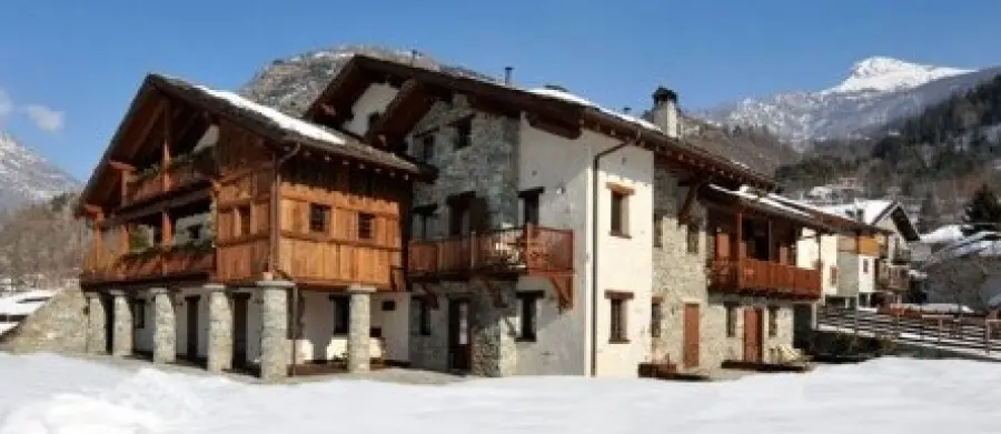 Valtournenche (Valle D' Aosta): vacanze sulla neve. Hotel Maison Tissiere con centro benessere