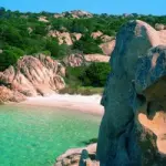 Vacanze Sardegna San Teodoro: spiaggia della Cinta, Cala d' Ambra, Hotel l' Esagono