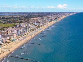 Vacanza a Jesolo (Venezia): spiagge e divertimenti, escursioni a Venezia, hotel di Jesolo 