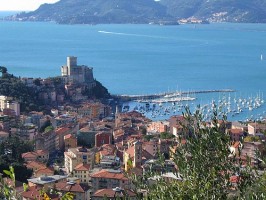 Vacanza a Lerici (Cinque Terre-Liguria): borgo medievale, spiagge di Lerici e alberghi 