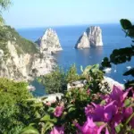Cosa vedere a Capri (Vacanze Campania): faraglioni, spiagge, ville imperiali di Capri