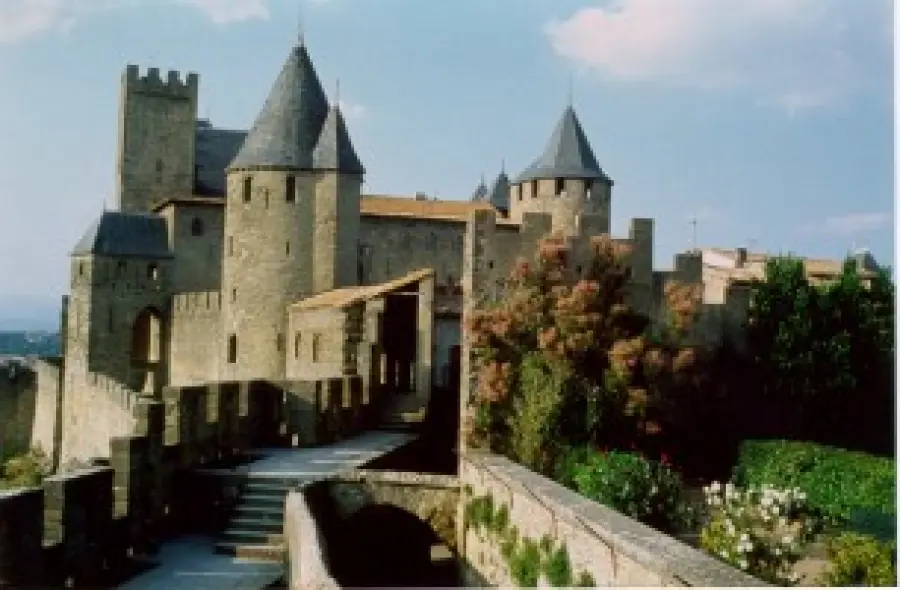 Vacanze in Francia a Carcassonne (Carcassona): il borgo medievale e gli hotel