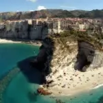 Cosa vedere a Tropea (Vibo Valentia-Calabria): le spiagge e il centro storico