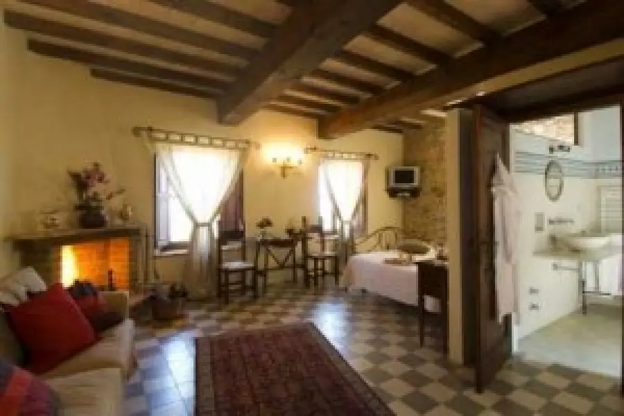 Vacanza benessere in Emilia Romagna nel borgo di Tabiano Castello all' Antico Borgo (Parma)