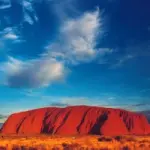Viaggio in Australia per vedere l' Ayers Rock: il più grande monolite del mondo nell' Australia Centrale