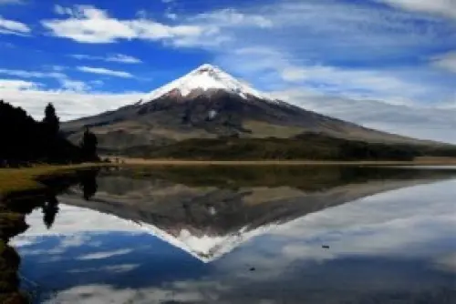 Ecuador (Sud America): vacanza nel Parco Nazionale del Cotopaxi e arrampicata su ghiaccio sul vulcano