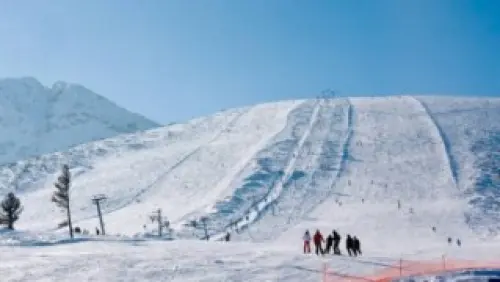 Vacanze economiche in Bulgaria: settimana bianca low cost a Bansko. Piste da sci e alberghi a Bansko