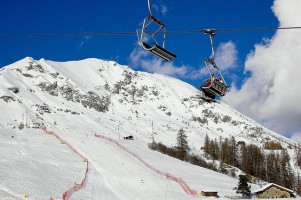 Vacanze sulla neve ad Antagnod (Valle d' Aosta): settimana bianca per famiglie con bambini