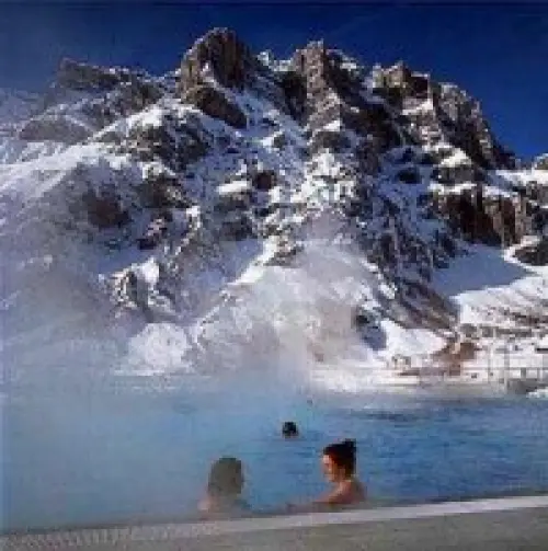 Sci e terme in Svizzera a Leukerbad (Canton Vallese): settimana bianca e vacanze benessere alle terme