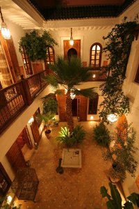 Vacanze benessere a Marrakech in Marocco al Riad Sable Chaud: massaggi in camera e piscina riscaldata