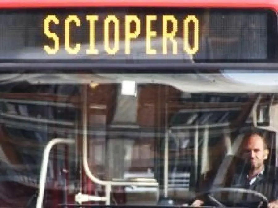Sciopero Trasporti Mezzi Pubblici 3 Ottobre 2011: sciopero nazionale di 24 ore (tram, autobus e metro)