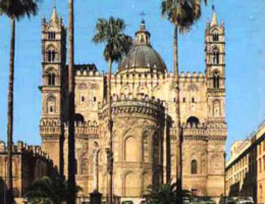 Tour Sicilia: Messina, Cefalù, Palermo, Trapani, Segesta, Favignana, Agrigento, Ragusa, Siracusa