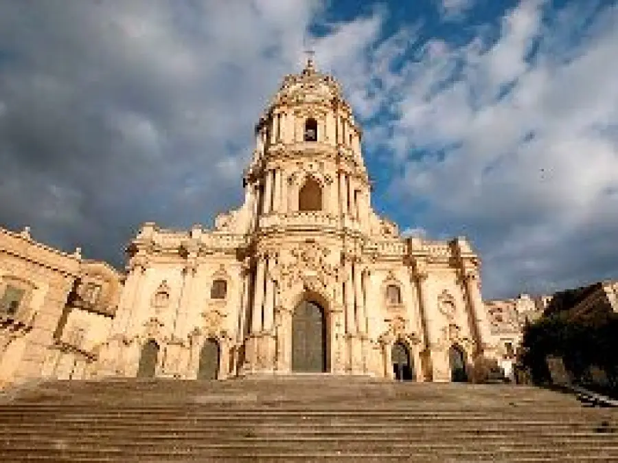 Guida Viaggio Tour Sicilia Vacanze: Noto, Ortigia, Siracusa, Ragusa Ibla, Modica e le spiagge della Sicilia