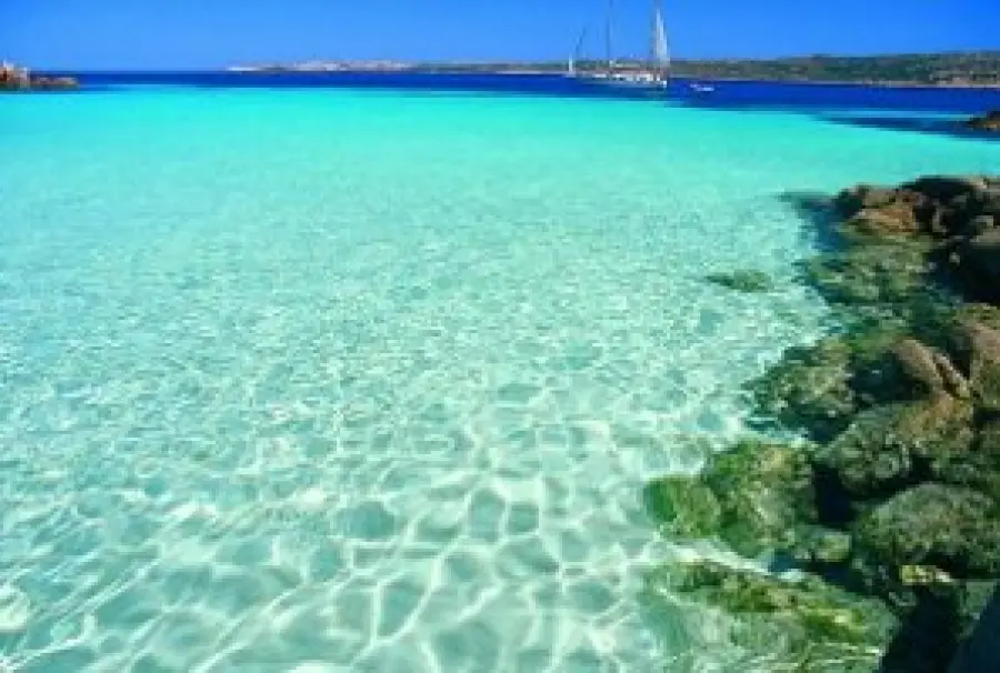 Vacanze in Sardegna Settembre 2011: offerte viaggio a Cannigione in Sardegna dal 4 al 18 Settembre 2011