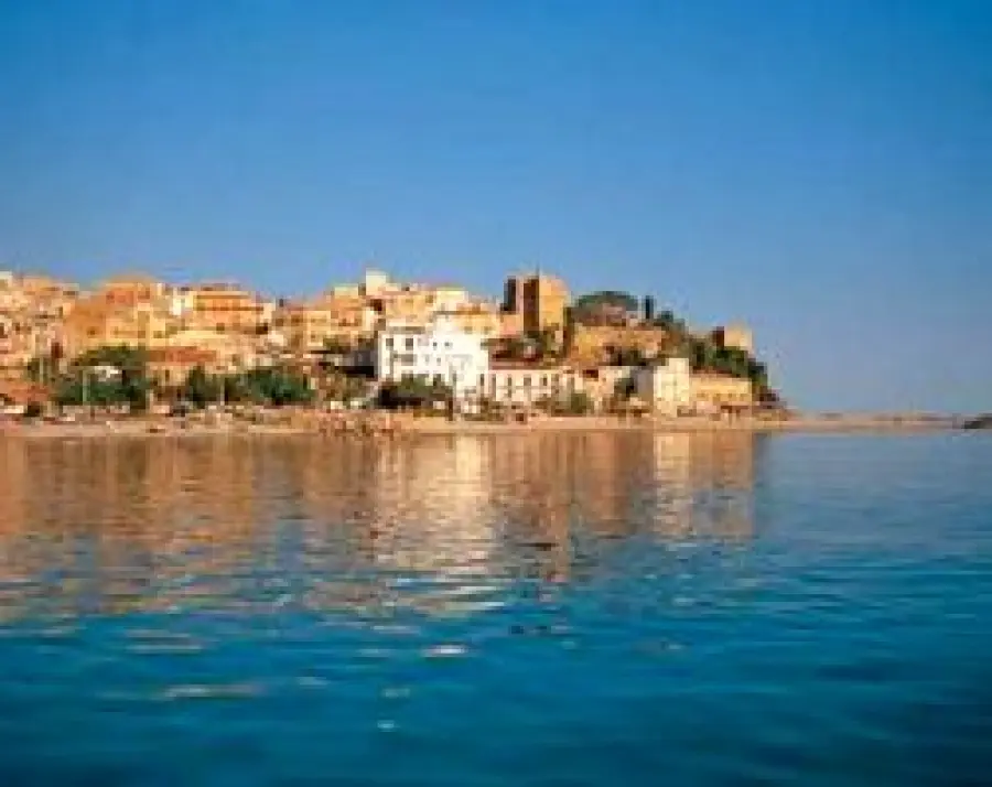 Borghi della Sicilia da visitare: Castel di Tusa, Savoca e Montalbano Elicona (Messina), Agira (Enna)