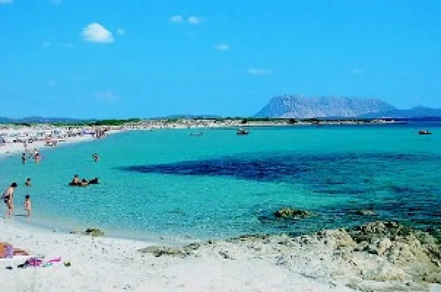 Agosto 2011 Vacanze al mare in Sardegna a San Teodoro: offerta viaggio dal 2 al 9 Agosto 2011