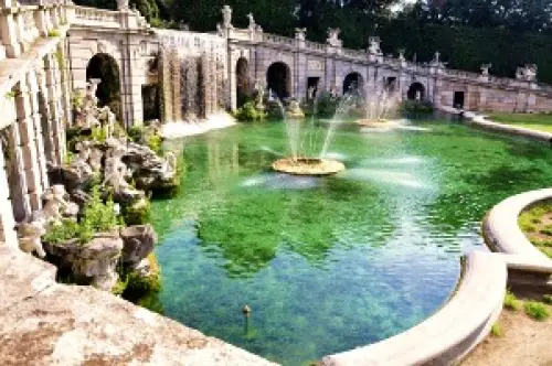 Guida Viaggio in Campania: cosa vedere a Caserta e dintorni. Dal Palazzo Reale al Belvedere di San Leucio